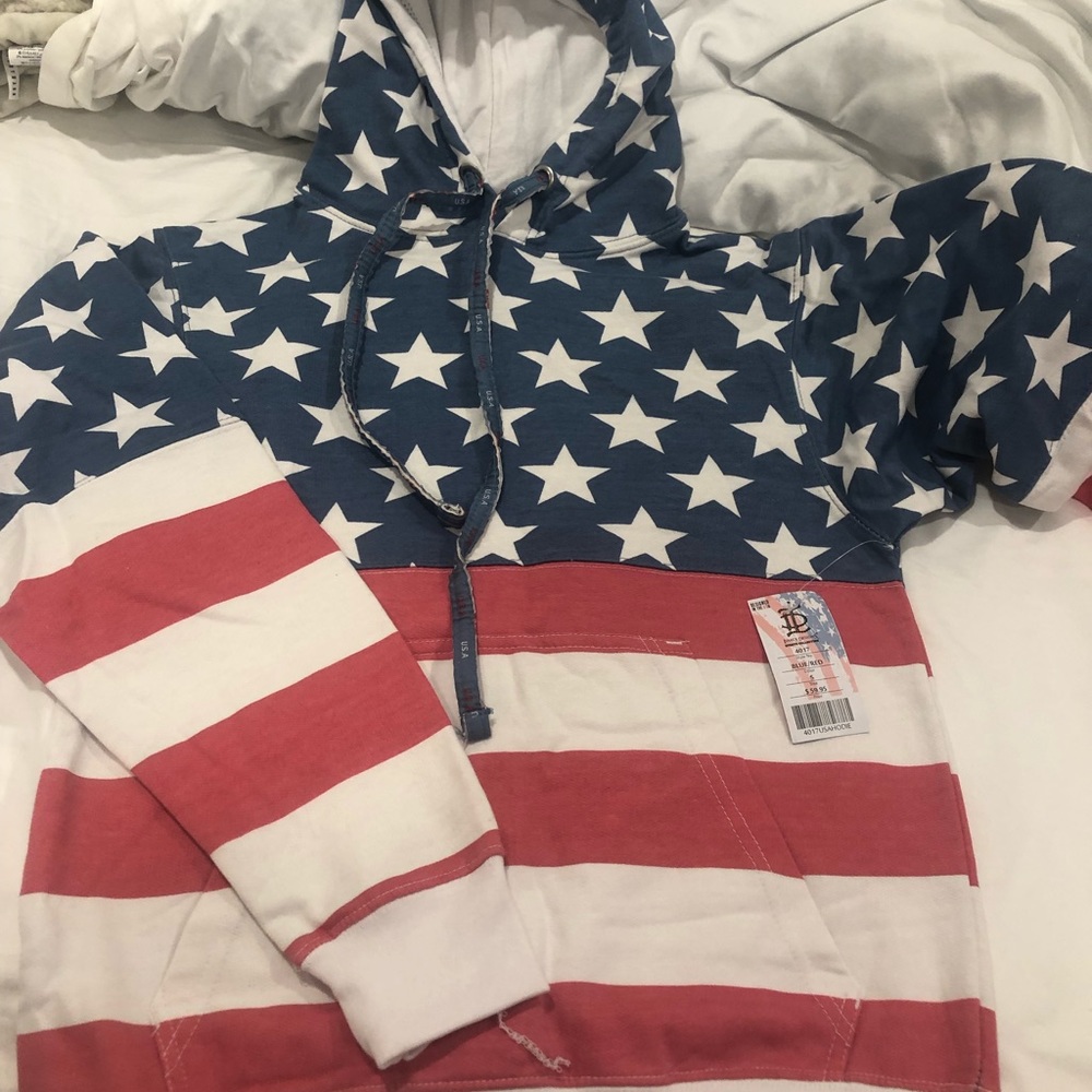 Women’s American Flag sweatshirt
